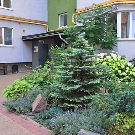 Апартаменти Центр Міста Біля Жд Вокзалу Перемоги Lutsk Exterior photo
